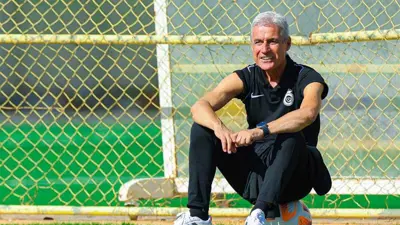 لويس كاسترو مدرب النصر السعودي السابق 