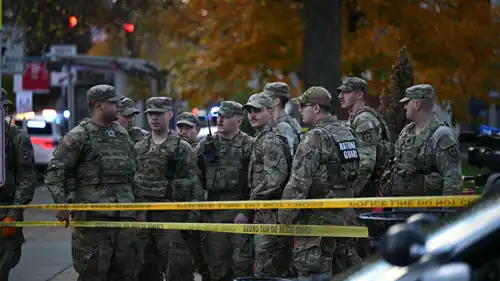 عسكريون في موقع إطلاق النار قرب البيت الأبيض