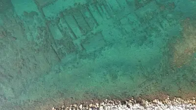 معبد غارق في المياة الإيطالية