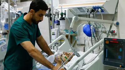 غرفة عناية بأحد مستشفيات قطاع غزة