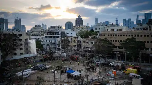 آثار قصف إيراني في إسرائيل