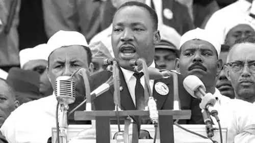 مارتن لوثر كينغ