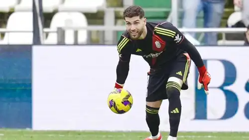 لوكا زيدان حارس مرمى نادي غرناطة الإسباني