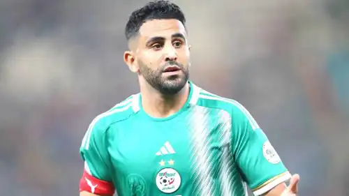 رياض محرز نجم الأهلي السعودي ومنتخب الجزائر