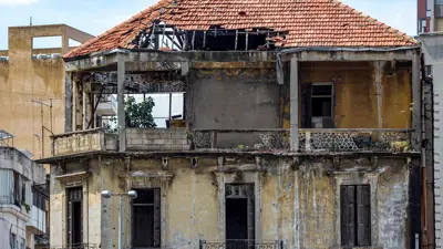 مبنىً مدمر خلال الحرب الأهلية اللبنانية