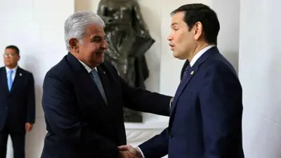 رئيس بنما مستقبلًا وزير الخارجية الأمريكي