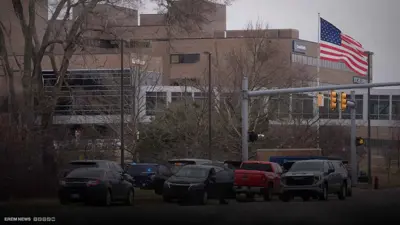 رعب في ميشيغان.. إطلاق نار داخل مستشفى والجاني هارب