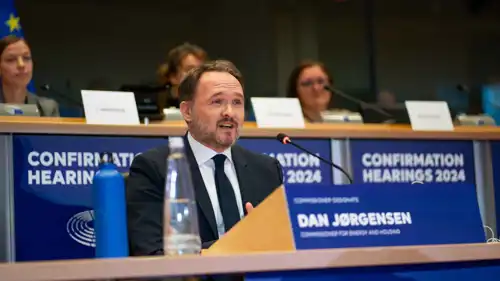 مفوض الطاقة بالاتحاد الأوروبي دان يونسن