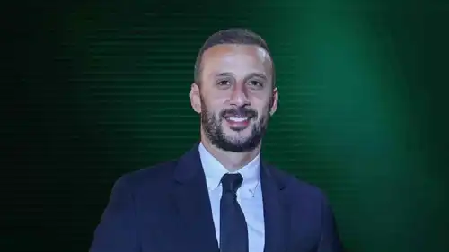 أمير توفيق مدير التعاقدات السابق في الأهلي المصري
