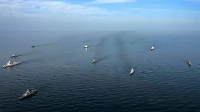 مناورات مشتركة لسفن حربية إيرانية وروسية وصينية