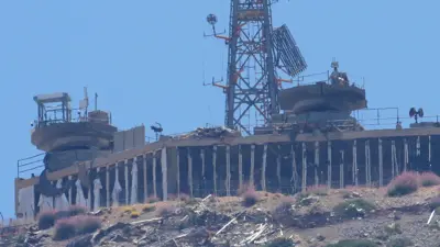 مرصد إسرائيلي على قمة جبل الشيخ استهدفه حزب الله 