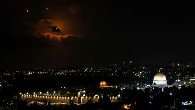 صواريخ إيرانية في سماء القدس