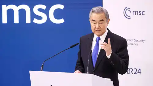 وزير الخارجية الصيني في مؤتمر ميونخ للأمن