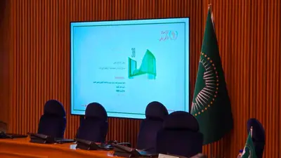 جانب من اجتماع توقيع ميثاق السلام والمصالحة في ليبيا، بالعاصمة الاثيوبية أديس أبابا.