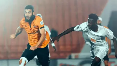 مباراة نهضة بركان والملعب المالي في الكونفدرالية