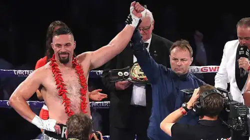 جوزيف باركر بطل العالم السابق