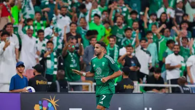 رياض محرز نجم الأهلي السعودي