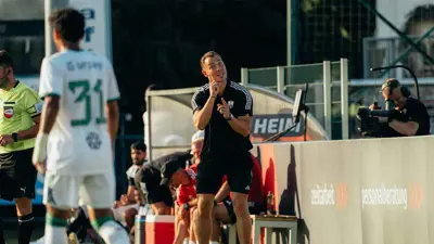 ماتياس يايسله مدرب الأهلي السعودي