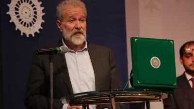 الكاتب السياسي والمستشار رامي الشاعر