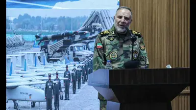 قائد القوة البرية في الجيش الإيراني، العميد كيومرث حيدري