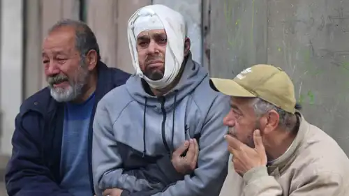 ذوو ضحايا القصف الإسرائيلي في غزة