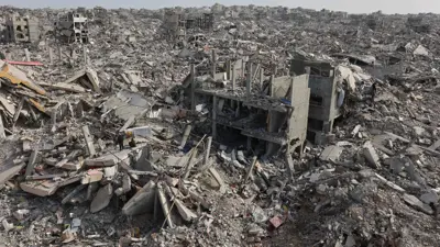 آثار الدمار في غزة تتكشف مع بدء الهدنة