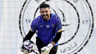 عبد الله المعيوف حارس مرمى الشباب السعودي