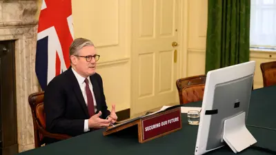 ستارمر خلال القمة الافتراضية بشأن أوكرانيا