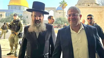 بن غفير خلال اقتحامه للمسجد الأقصى