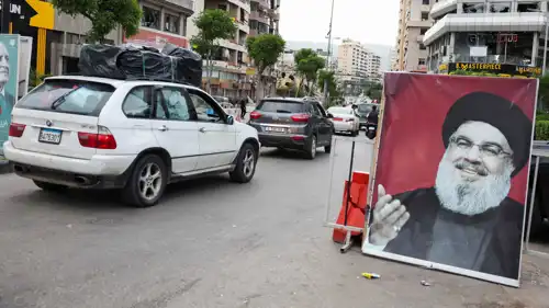 نازحون يعودون إلى الضاحية الجنوبية في بيروت بعد الاتفاق