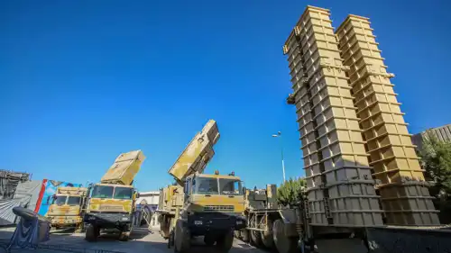 نظام الدفاع الصاروخي المتحرك "باور-373" الإيراني