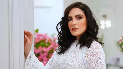 الفنانة الكويتية هبة الدري