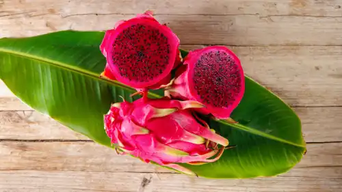 فاكهة التنين الأحمر