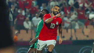محمد صلاح يحتفل بهدفه في مباراة مصر وموريتانيا