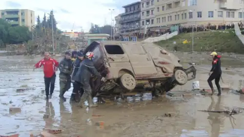 فيضانات سابقة في الجزائر
