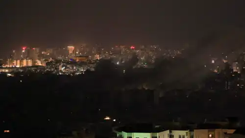 العاصمة الإيرانية طهران لحظة القصف