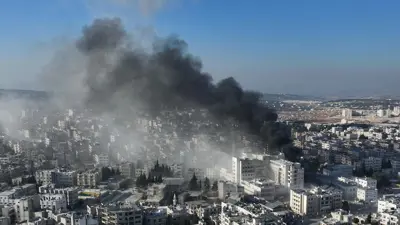 مشهد من الغارات في حلب