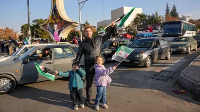 سوريون في دمشق