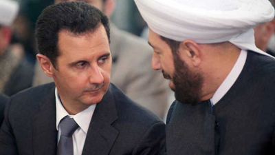 المفتي السابق مع الأسد