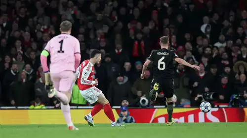 من مباراة آرسنال وبايرن ميونخ بدوري أبطال أوروبا