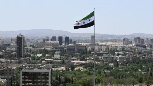 العلم السوري