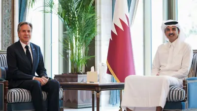 أمير قطر تميم بن حمد آل ثاني ووزير الخارجية الأمريكي أنتوني بلينكن