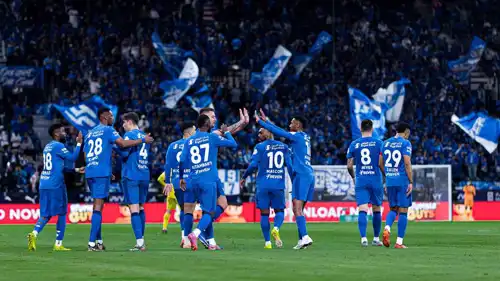 فريق الهلال السعودي أمام الحزم