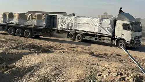 شاحنة مساعدات في محيط غزة