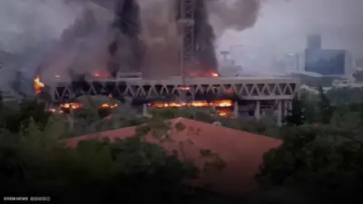 حريق في التلفزيون الإيراني بعد القصف الإسرائيلي