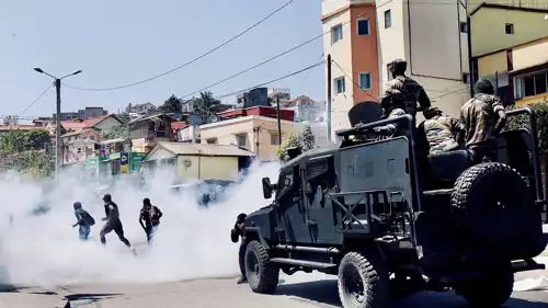 مكافحة الشغب في مدغشقر اتفريق المتظاهرين