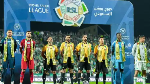 مباراة ضمك والأهلي في دوري روشن