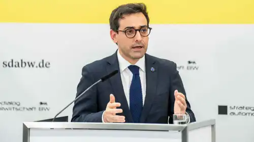 المفوض الأوروبي ستيفان سيجورنيه