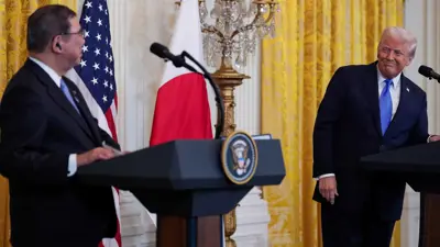 دونالد ترامب رئيس الوزراء الياباني شيغيرو إيشيبا