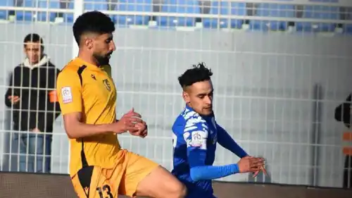 مباراة الدفاع الجديدي واتحاد تواركة في الدوري المغربي